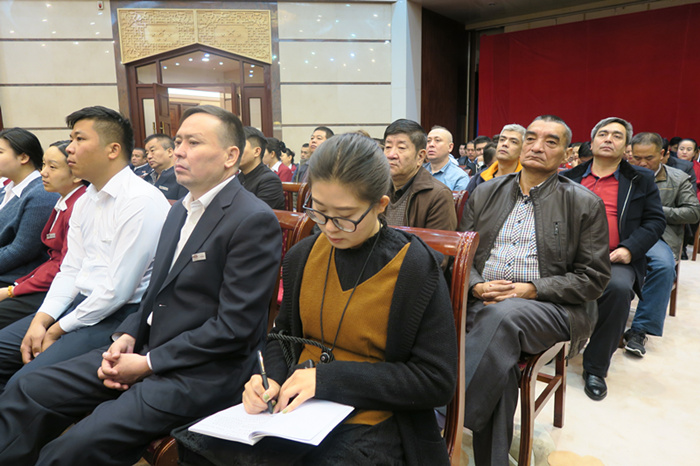 2新疆维吾尔自治区驻人大机关纪检组学习十九大报告_副本.jpg