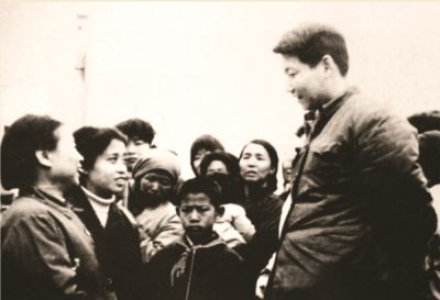 当年在正定，习近平用三个月工资给孩子们买书
